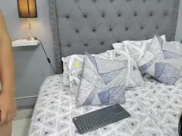 Try girls webcam shows. Sweet cute Free Performers.