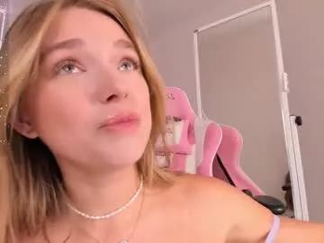 Try girls webcam shows. Sweet cute Free Performers.