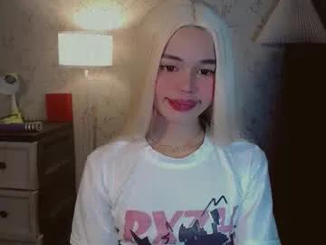 Try girls webcam shows. Sweet cute Free Performers.