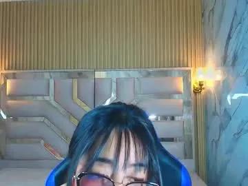 Group zoe_r_ on Chaturbate