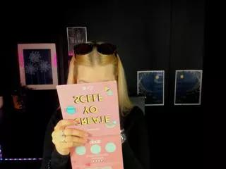 annabelle_lumi from Flirt4Free
