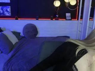annabelle_lumi from Flirt4Free