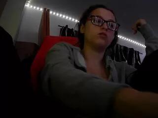 bambi_bi from Flirt4Free