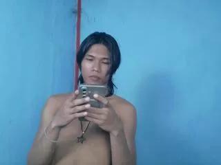 divin_sun from Flirt4Free