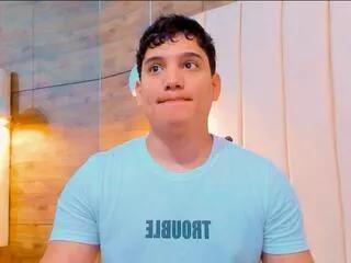 esteban_morenoo from Flirt4Free
