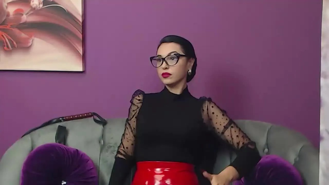 Offline ClaireOmbre on Streamray