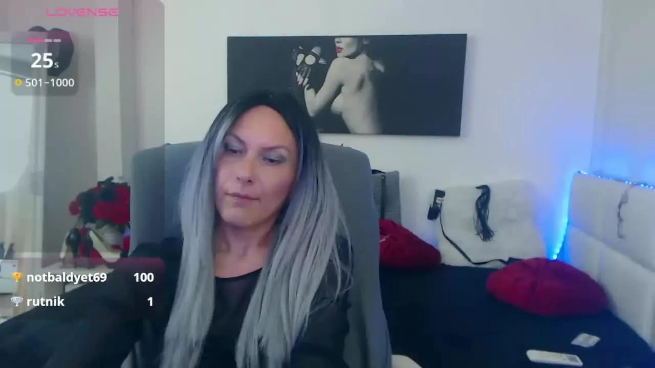 EvelynQueen from Streamray