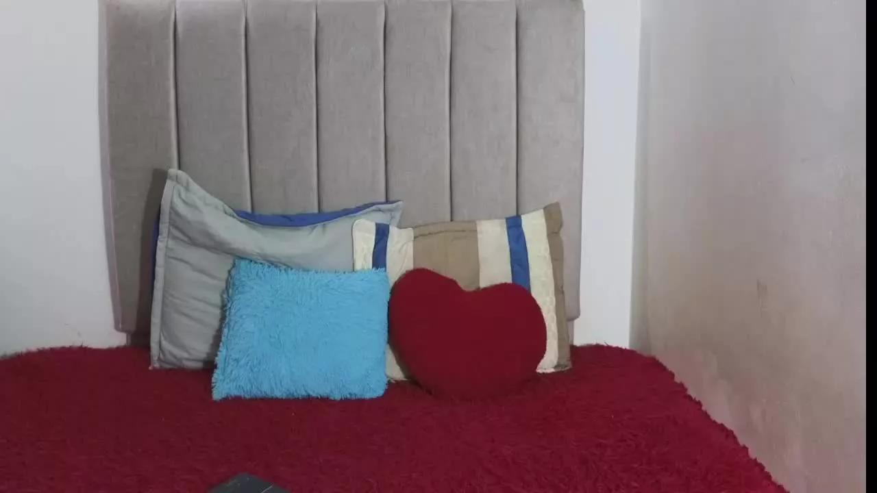 LezzyHells from Streamray