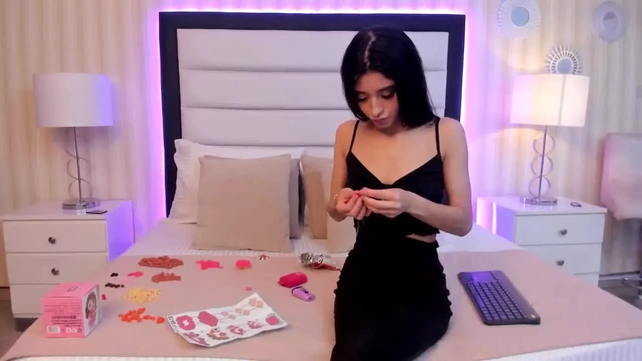 SaraClarker from Streamray