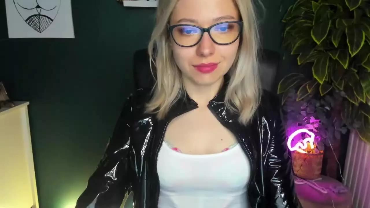 tasty_Heidi from Streamray