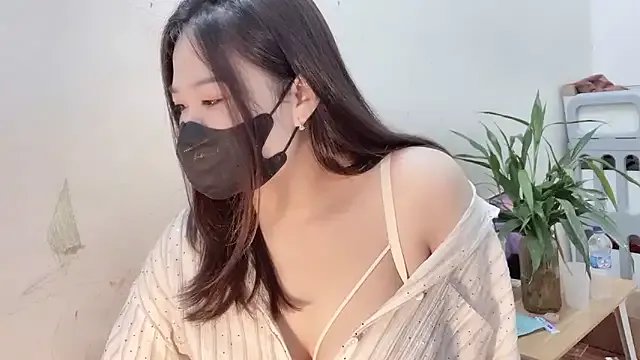 Freechat --Lyly-- on StripChat