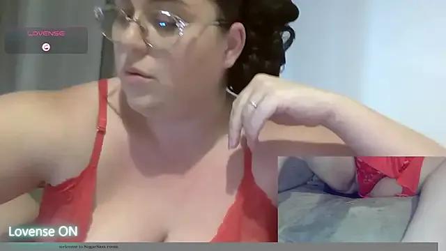 -SugarSass from StripChat is Freechat