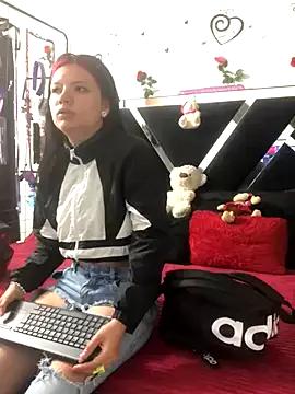 Try girls webcam shows. Sweet cute Free Performers.