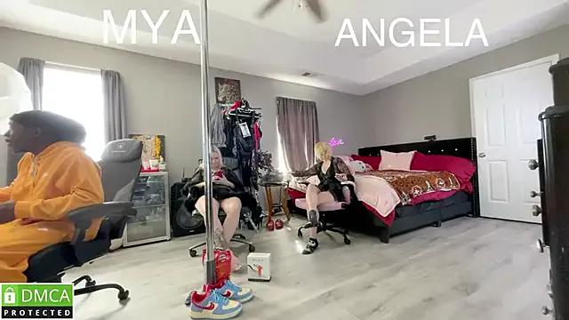 Try girls webcam shows. Sweet cute Free Performers.