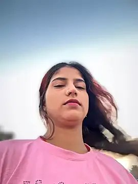 Group 4U143 on StripChat