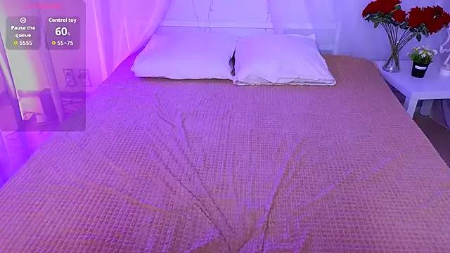 _Amelia_Shine_ from StripChat is Freechat