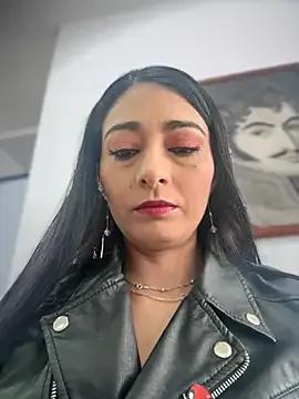 _Bella-Office1 from StripChat is Freechat