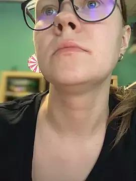 Try girls webcam shows. Sweet cute Free Performers.