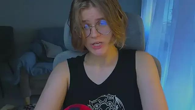 Try girls webcam shows. Sweet cute Free Performers.