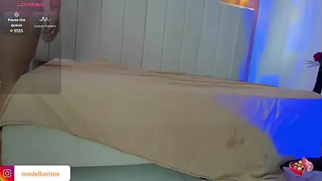 Try girls webcam shows. Sweet cute Free Performers.