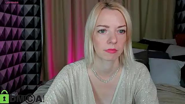 _Keetti_ from StripChat is Freechat