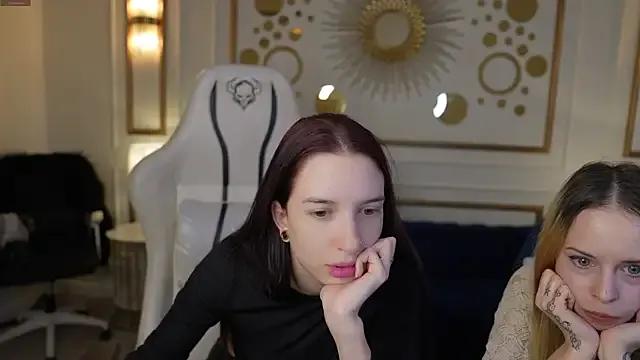 _Lili_054 from StripChat is Freechat