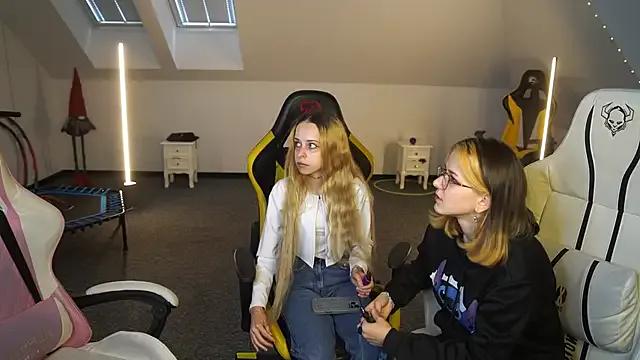 Try girls webcam shows. Sweet cute Free Performers.