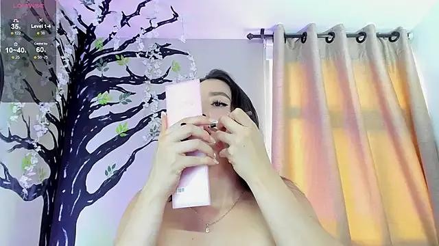 _sofia_cruz from StripChat is Freechat
