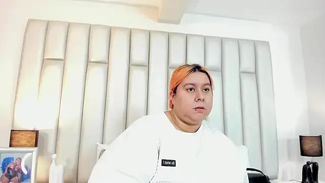 Aandreaperez from StripChat