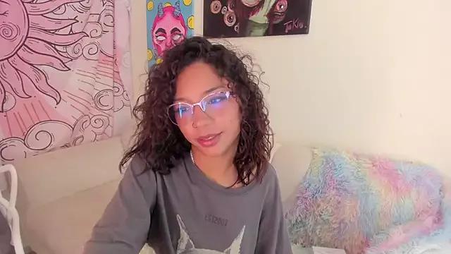 Try girls webcam shows. Sweet cute Free Performers.