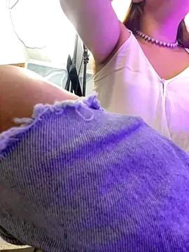 Try girls webcam shows. Sweet cute Free Performers.