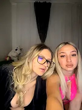 AbbySummerFun from StripChat is Freechat