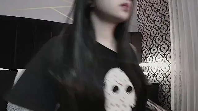 Freechat Adeelinee on StripChat