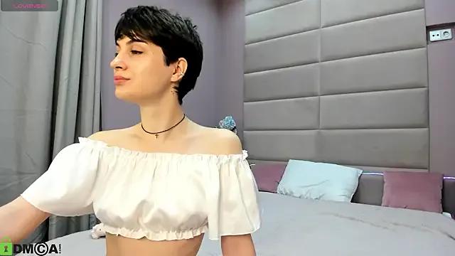Adeline_Perle from StripChat is Freechat