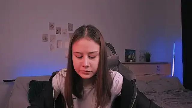 Try girls webcam shows. Sweet cute Free Performers.