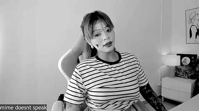 Try girls webcam shows. Sweet cute Free Performers.