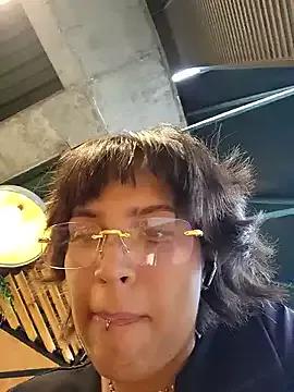 Adry_Bachelet from StripChat is Freechat