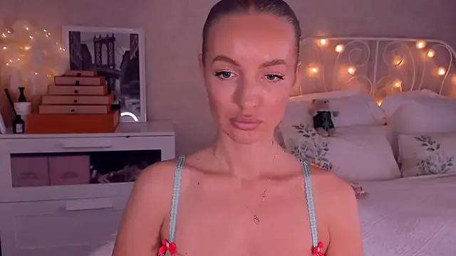 Freechat aestetick on StripChat