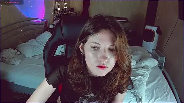 Agata_in_Wonderland from StripChat is Freechat
