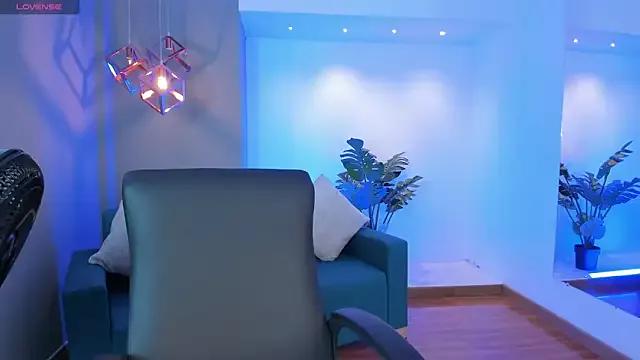 AidaJones from StripChat is Freechat