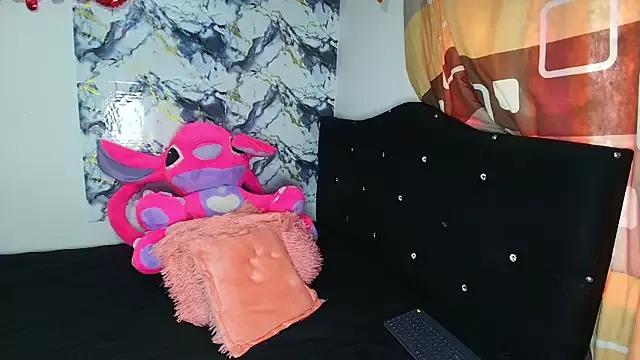 Try girls webcam shows. Sweet cute Free Performers.