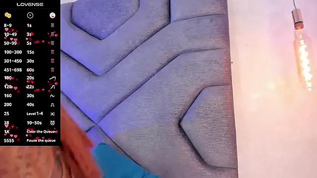 AilishBenson from StripChat is Freechat