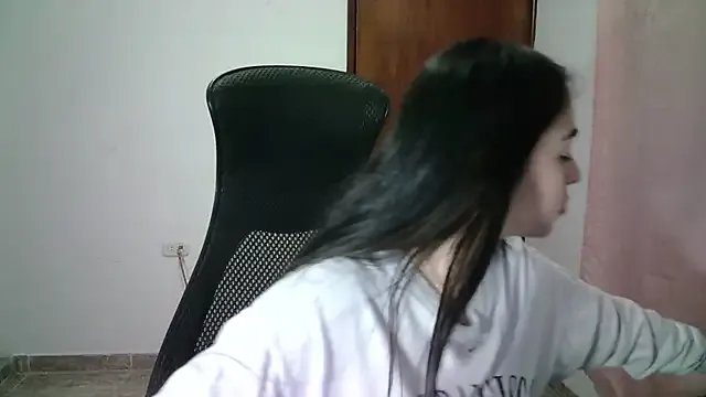 Freechat aineangeel on StripChat