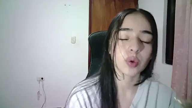 Try girls webcam shows. Sweet cute Free Performers.