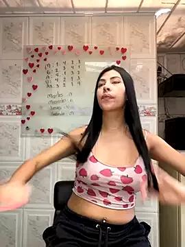 Alanna_atm_ from StripChat