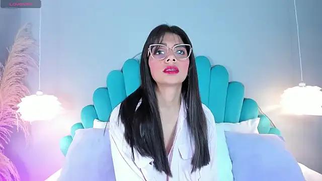 AlassiaHocthner from StripChat is Freechat