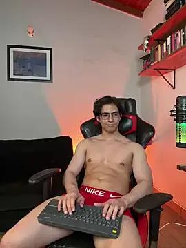 AlekBlake_ from StripChat is Freechat