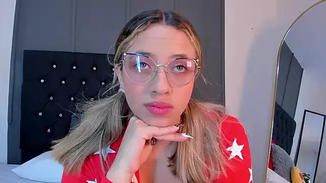 Alexa__Blue from StripChat is Freechat