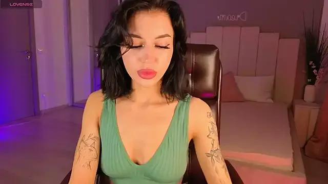 Alexa__Hill from StripChat is Freechat