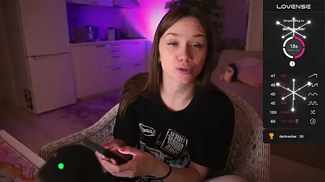 alexa_feels_ from StripChat is Freechat